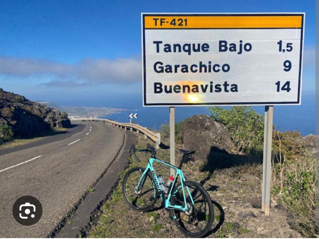 La Fortaleza Erjos-El Tanque المظهر الخارجي الصورة