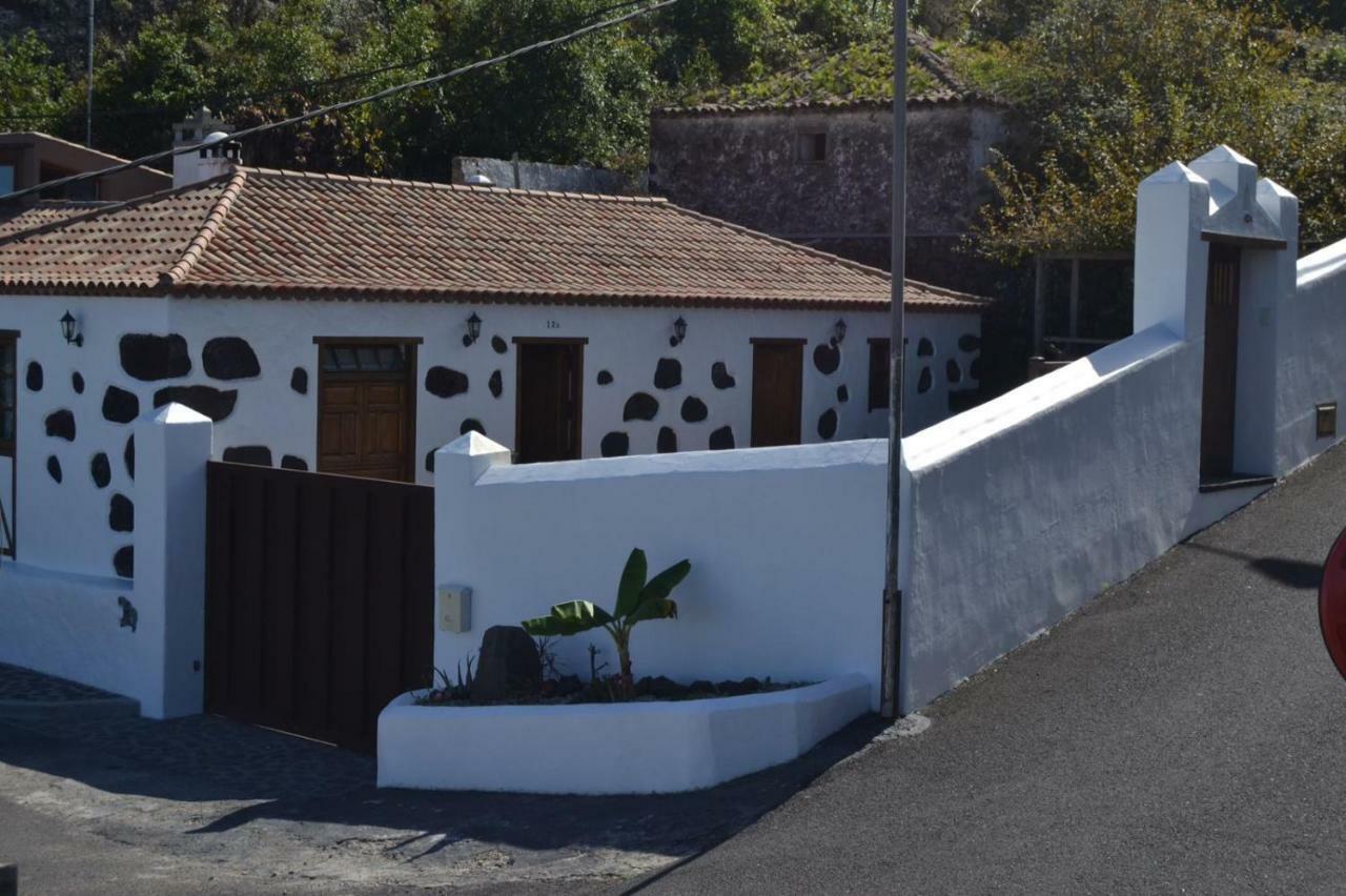La Fortaleza Erjos-El Tanque المظهر الخارجي الصورة